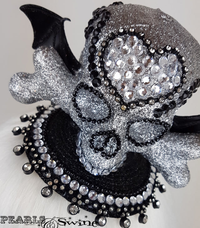 Glitter bat skull goth halloween fascinator UK