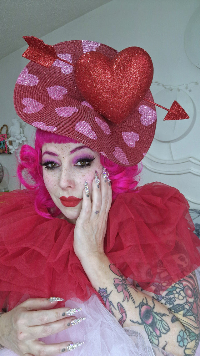 Pearls & Swine: Hat Red & Pink Glitter Heart