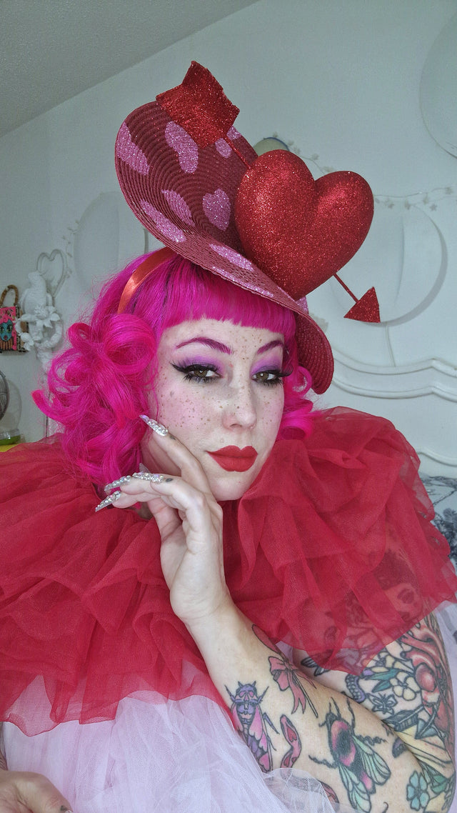 Pearls & Swine: Hat Red & Pink Glitter Heart