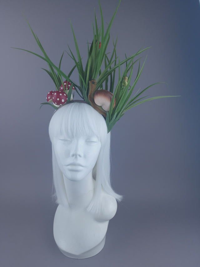 Pearls & Swine: Woodland Headpiece with Snail, mushroom and grass "Small World"