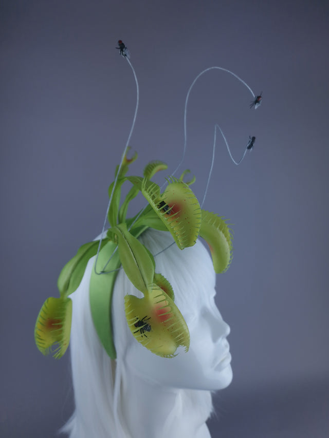 "Snap" Venus Flytrap with Flies Headdress