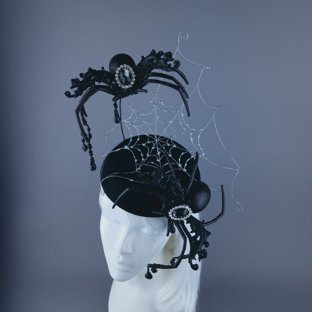 "Hunt" Spiders & Web Fascinator Hat