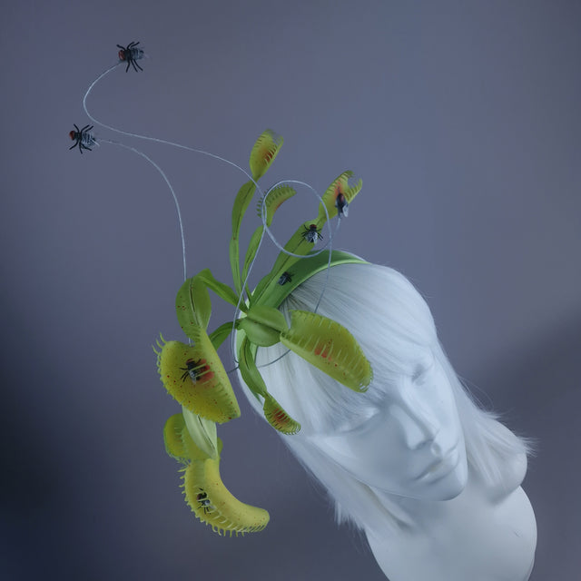 "Snap" Venus Flytrap with Flies Headdress