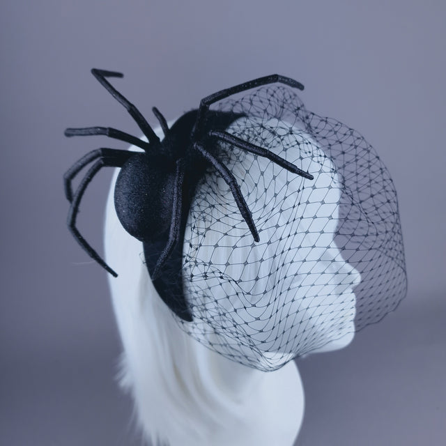 "Creep" black Glitter Spider Veil Headdress