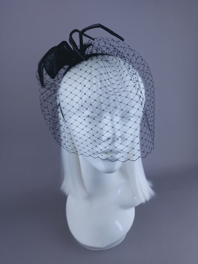 "Creep" black Glitter Spider Veil Headdress