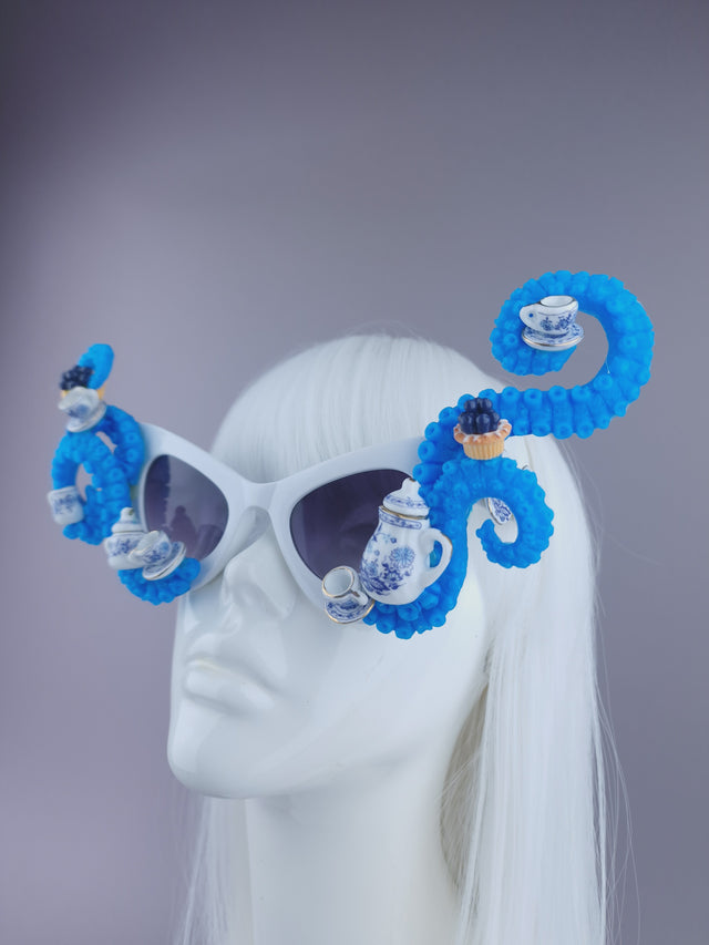 Pearls & Swine: Blue Tentacle, Tea & Cake Sunglasses "Seaparty"