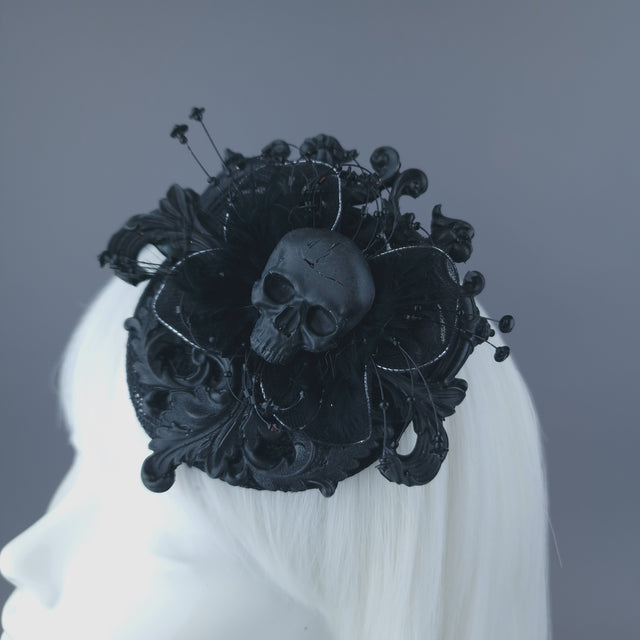 Pearls & Swine: Black Skull & Filigree Mini Fascinator "Noire"