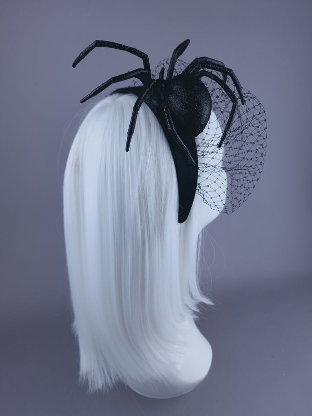 "Creep" black Glitter Spider Veil Headdress