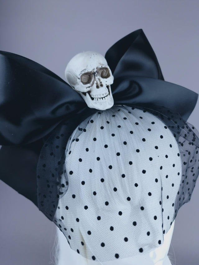 "Dead Cute" Skull & Bow Veil Headdress