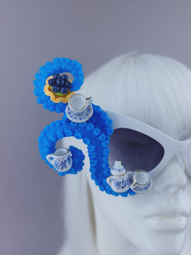 Pearls & Swine: Blue Tentacle, Tea & Cake Sunglasses "Seaparty"
