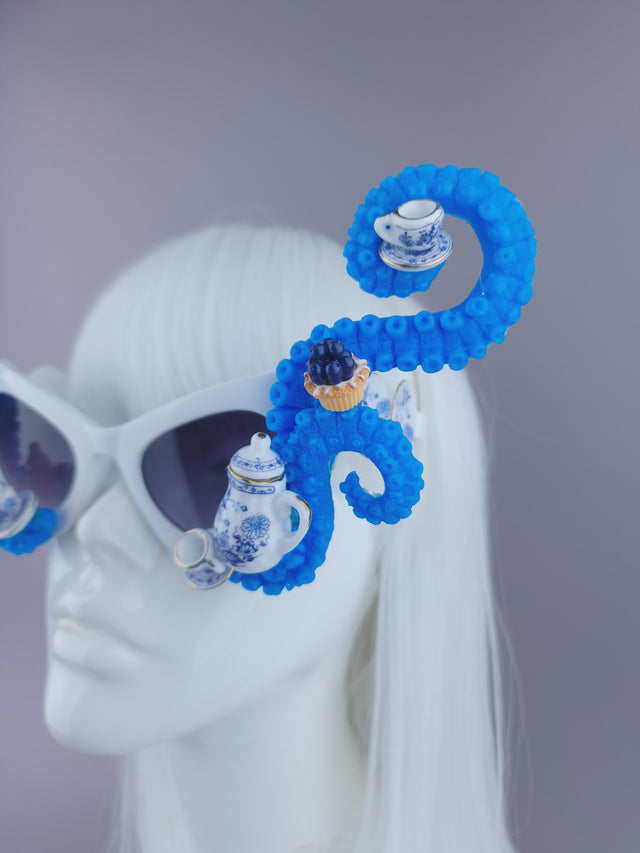 Pearls & Swine: Blue Tentacle, Tea & Cake Sunglasses "Seaparty"