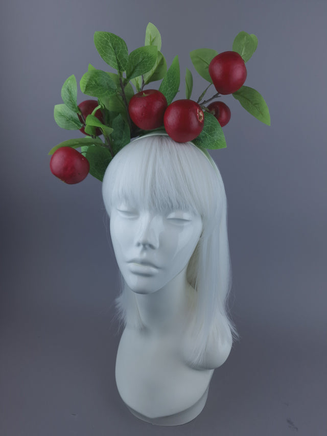 Pearls & Swine: Red Apple Headpiece