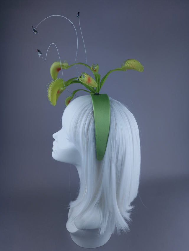 "Snap" Venus Flytrap with Flies Headdress