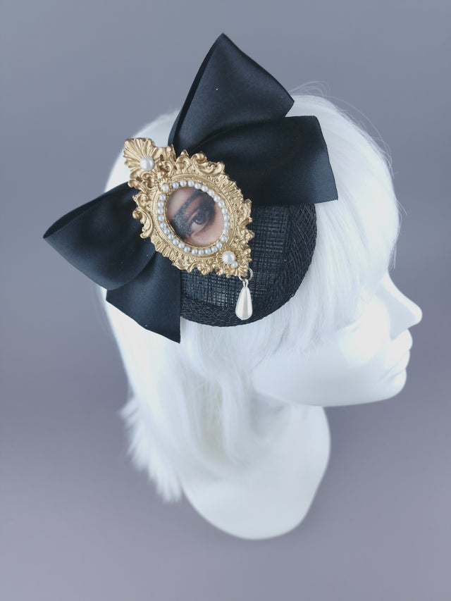 Pearls & Swine: Framed Lover's Eye Mini Fascinator "Dearest"