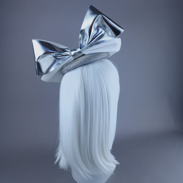 "Diella" Grey Jewel & Silver Bow Fascinator Hat