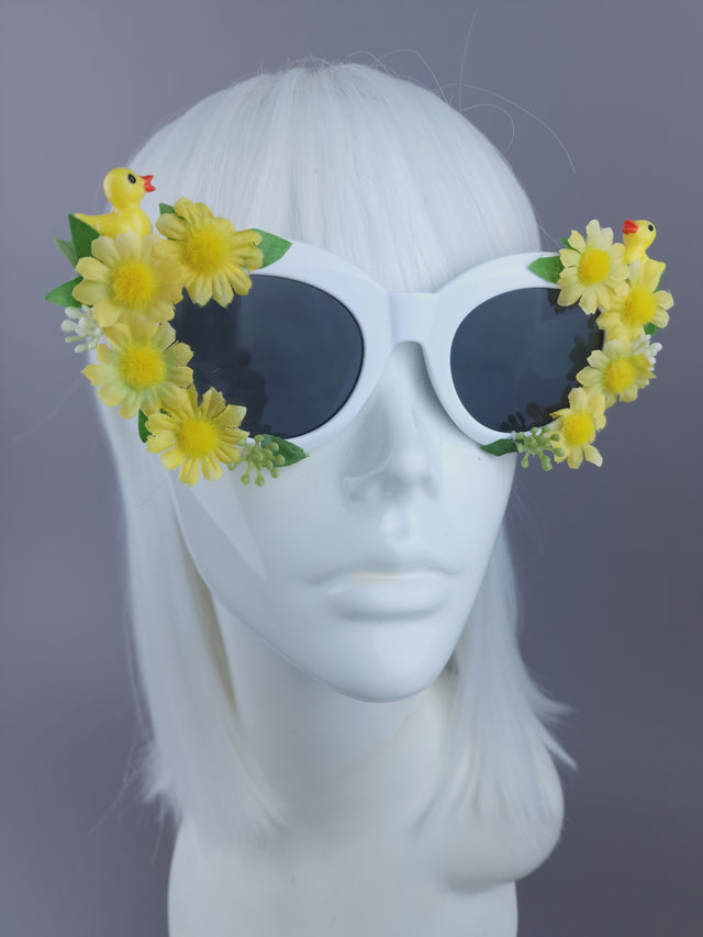 Sample: Duck & Daisy Sunglasses
