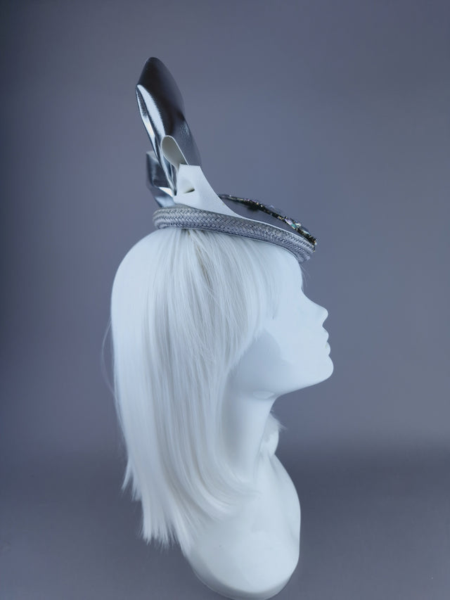 "Diella" Grey Jewel & Silver Bow Fascinator Hat