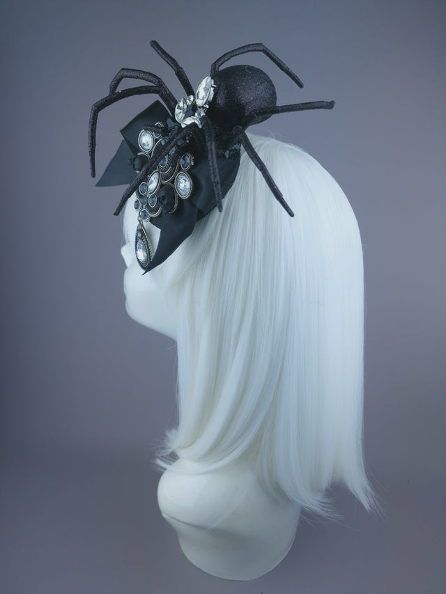 Pearls & Swine: Black Spider & Jewel Mini Fascinator "Deadli"