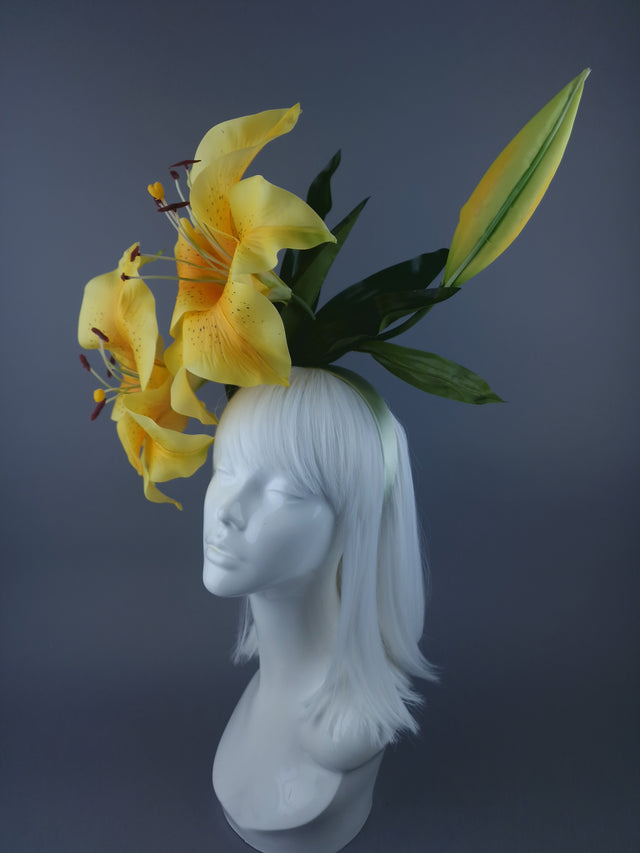 'Marisol" Giant Yellow Lily Headdress