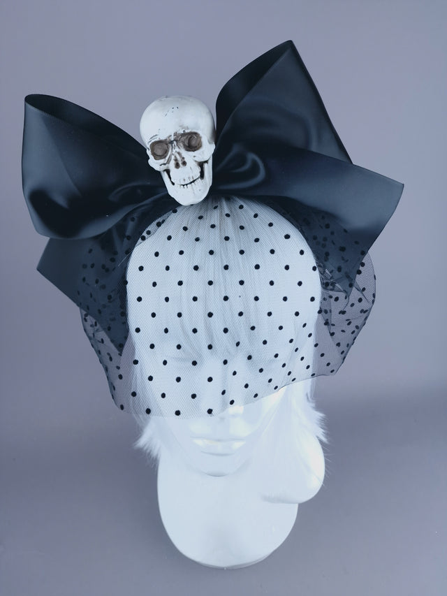 "Dead Cute" Skull & Bow Veil Headdress