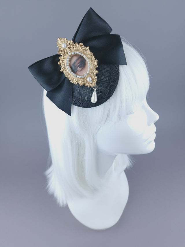 Pearls & Swine: Framed Lover's Eye Mini Fascinator "Dearest"