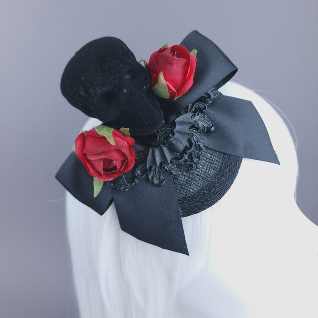 "Grimsley" Skull, Filigree & Bow Mini Fascinator
