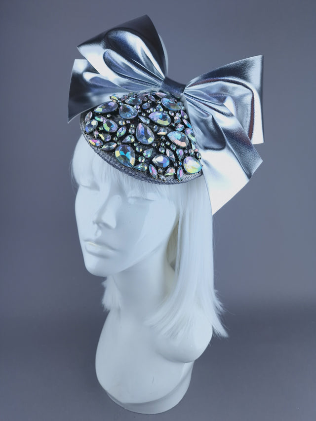 "Diella" Grey Jewel & Silver Bow Fascinator Hat