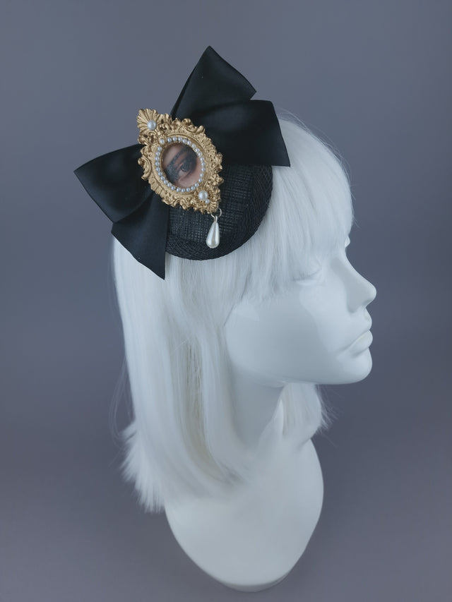 Pearls & Swine: Framed Lover's Eye Mini Fascinator "Dearest"