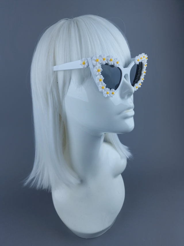 SAMPLE! Daisy Cateye Sunglasses