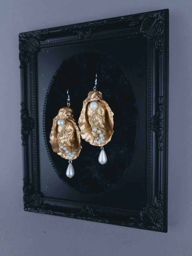 PRE-ORDER! Gold & Pearl Oyster Earrings Jewellery WITH DISPLAY FRAME