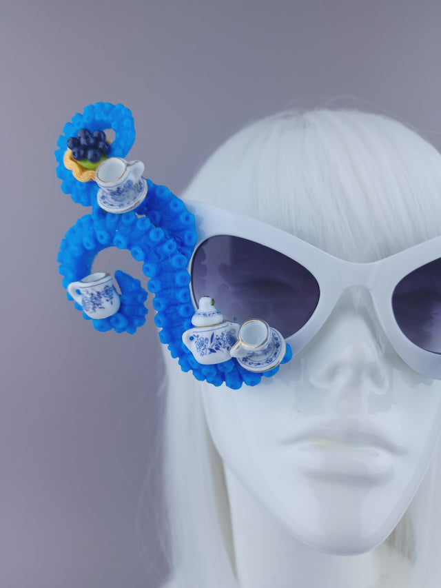 Pearls & Swine: Blue Tentacle, Tea & Cake Sunglasses "Seaparty"