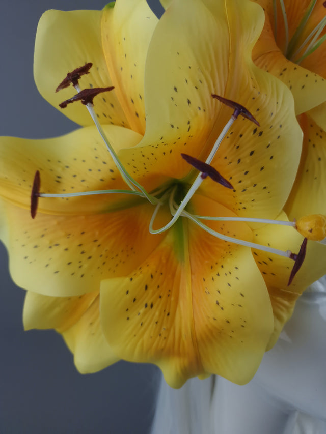 'Marisol" Giant Yellow Lily Headdress