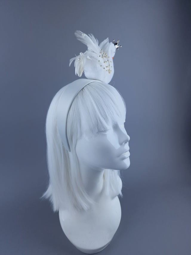 "Song" Swan with Llittle Crown Headpiece