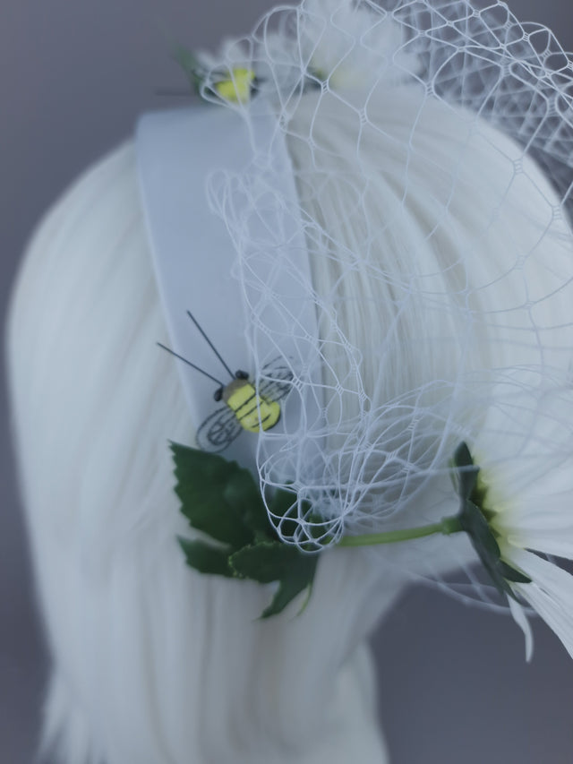 Pearls & Swine Veil Headpiece with White Daisies and Bee detail "Chapel"
