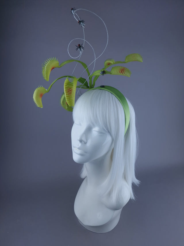 "Snap" Venus Flytrap with Flies Headdress