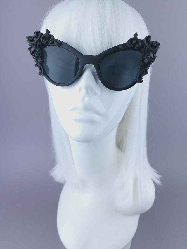 "Ricin" Black Filigree Cateye Sunglasses