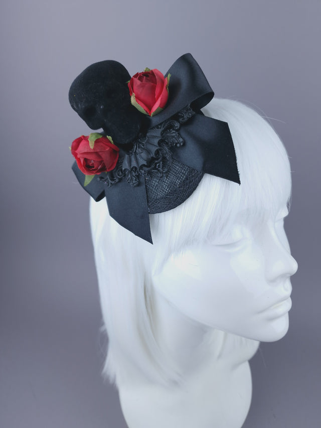 "Grimsley" Skull, Filigree & Bow Mini Fascinator