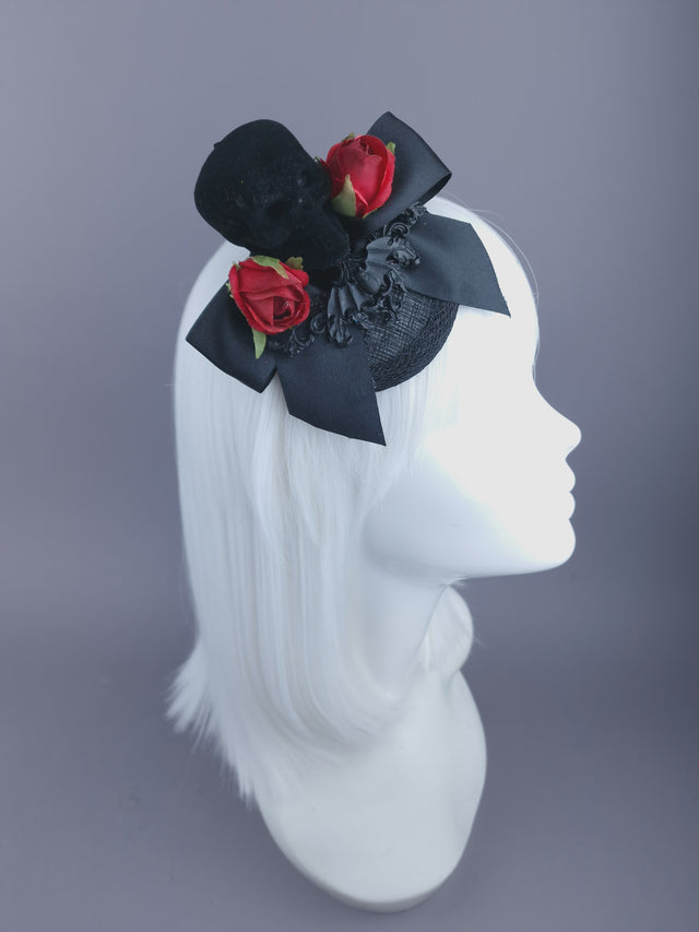 "Grimsley" Skull, Filigree & Bow Mini Fascinator