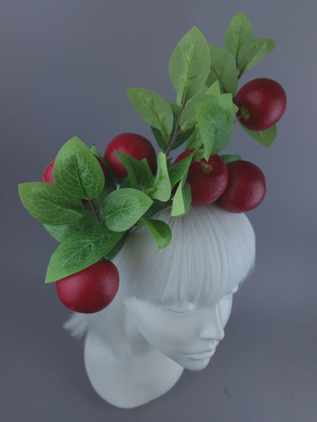 Pearls & Swine: Red Apple Headpiece
