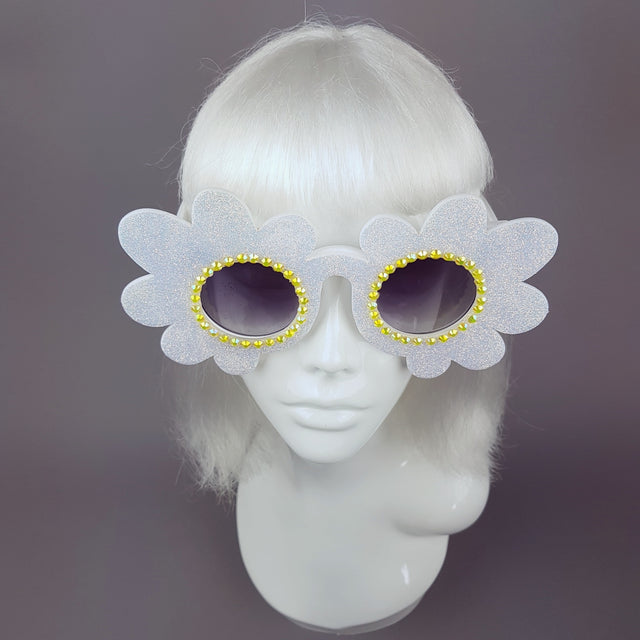 "Pushing Up Daisies" Iridescent Glitter Daisy Flower Sunglasses
