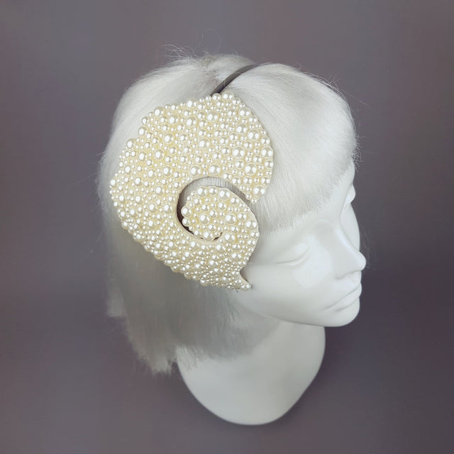"Pearly Bubbles" Vintage Fascinator
