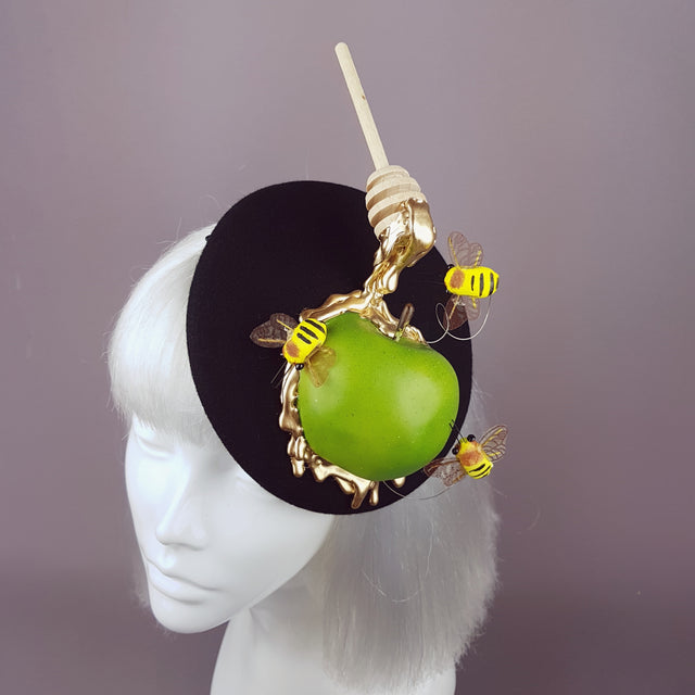 "Dolcezza" Bee, Honey & Apple Hat