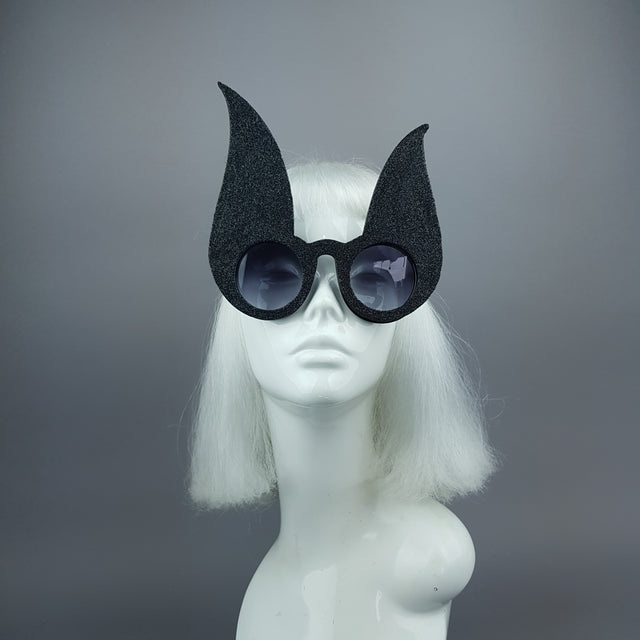 "Luppolo" Black Glitter Bunny Rabbit Ear Sunglasses