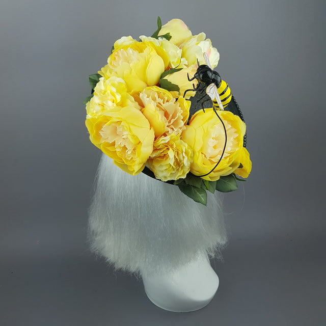 "Amoureuse" Yellow Floral Black Hat With Bee