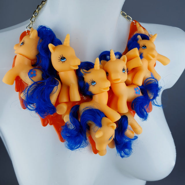 "Pony à l’orange" Orange Ponies Pudding Neckpiece