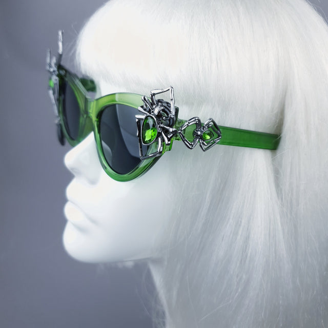 "Araniella" Green Jewel Spider Catseye Sunglasses