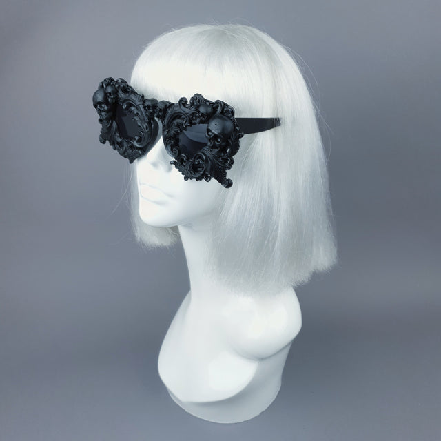 "Mabuz" Black Skull & Filigree Sunglasses