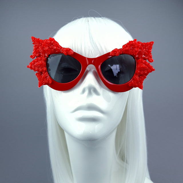 "Eisheth" Red Filigree Bat Catseye Sunglasses