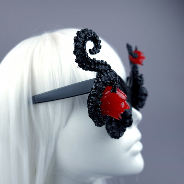 "Undead" Devil Skull Black Kraken Tentacles Sunglasses