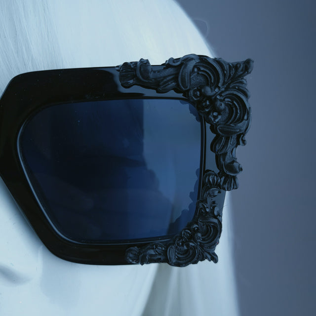"Dram" Black Filigree Unisex Square Sunglasses